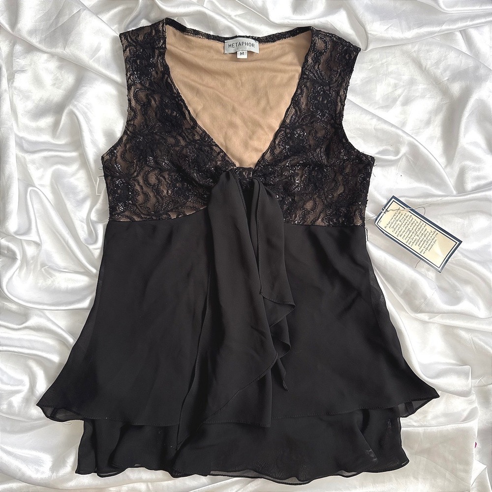 Metaphor Black Lace Chiffon Tiered Sleeveless Blouse V-Neck Metallic Top Medium